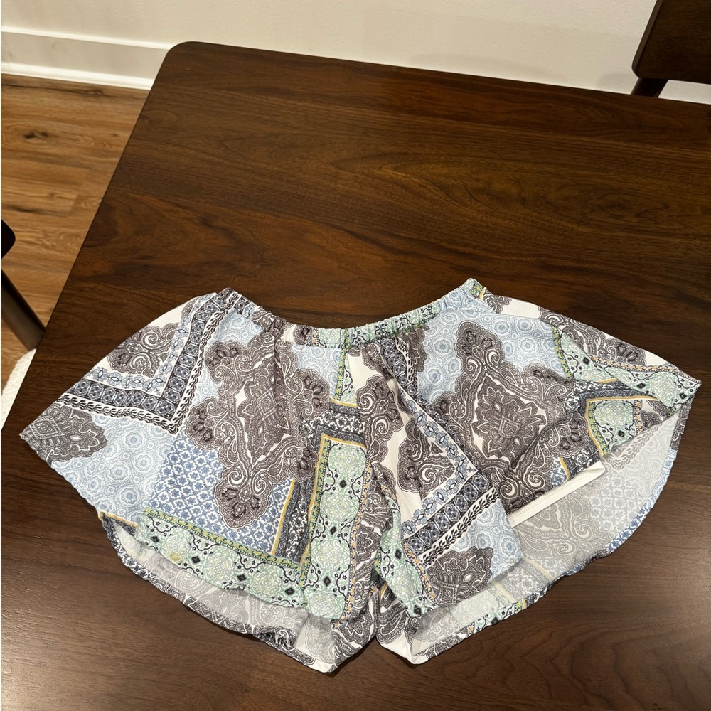 Altar'd State Paisley Blue and Gray Athletic Shorts